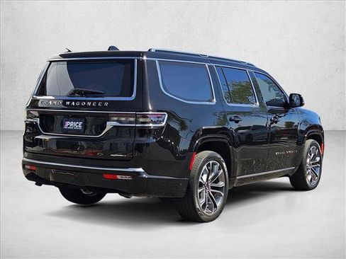 Used 2022 Jeep Grand Wagoneer Series III image 5