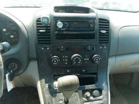 Used 2006 Kia Sedona FWD image 33