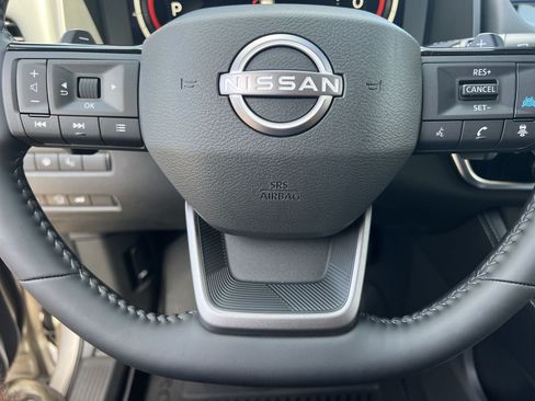 New 2026 Nissan Rogue Platinum AWD/4WD image 8