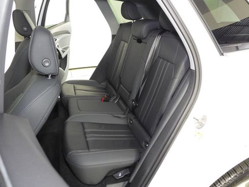 Used 2025 Audi Q5 Premium Plus w/ Premium Plus AWD/4WD image 21
