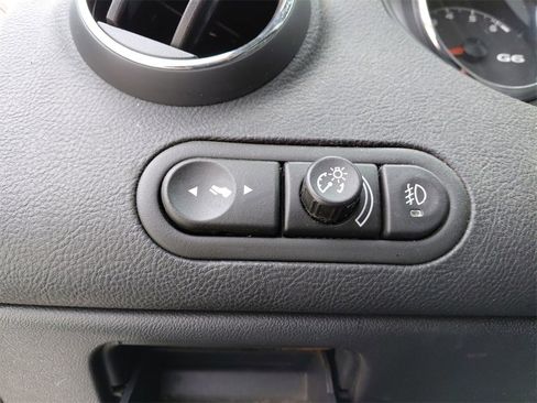 Used 2006 Pontiac G6 Sedan w/ Premium Value Package image 25