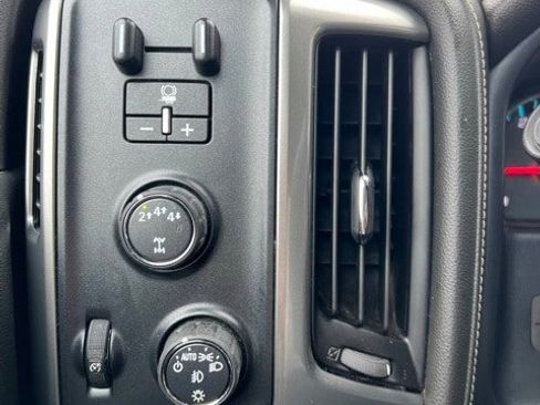 Used 2018 Chevrolet Silverado 2500 LTZ w/ Duramax Plus Package image 14
