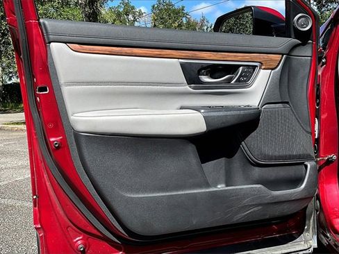 Used 2021 Honda CR-V Touring image 17