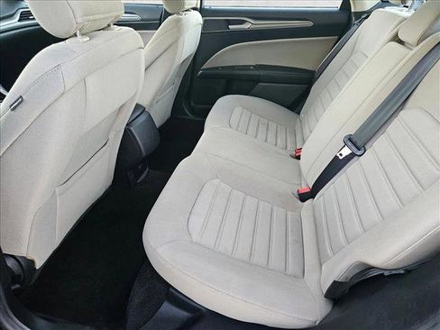 Used 2019 Ford Fusion S image 17