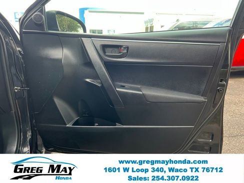Used 2016 Toyota Corolla L FWD image 11