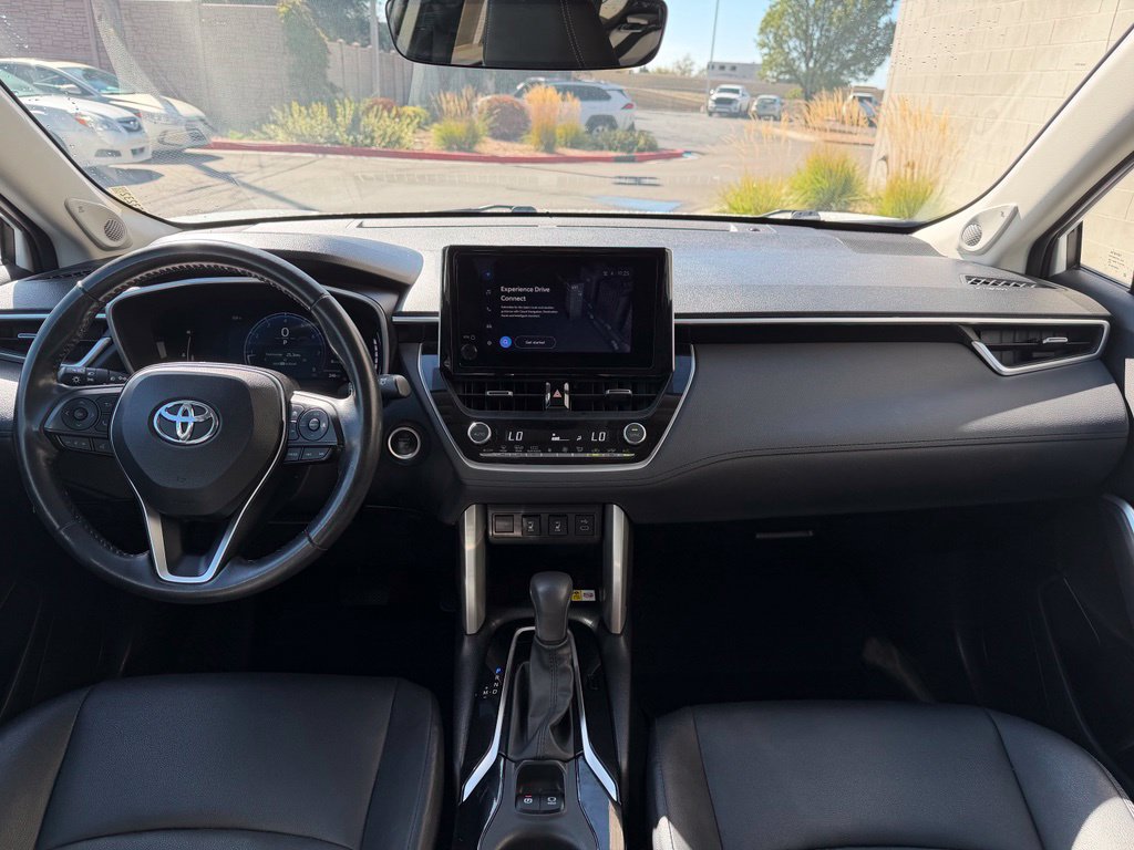 Used 2023 Toyota Corolla Cross XLE w/ Convenience Package FWD image 15