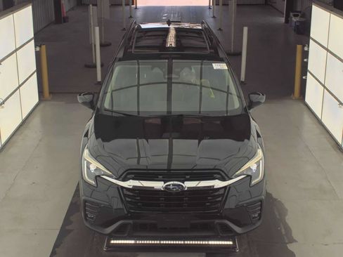 Used 2024 Subaru Ascent Limited w/ Technology Package AWD/4WD image 2