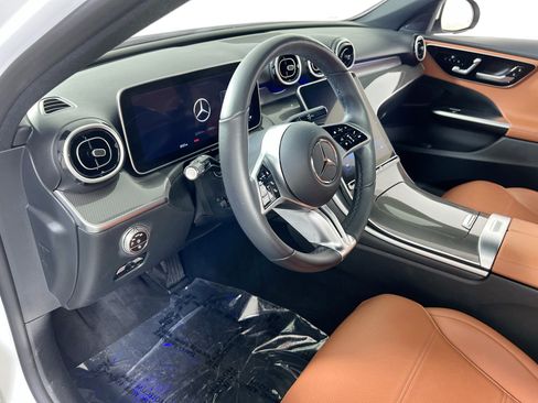 Used 2023 Mercedes-Benz C 300 4MATIC Sedan image 9