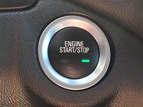 Used 2020 Chevrolet Equinox LT AWD/4WD image 24