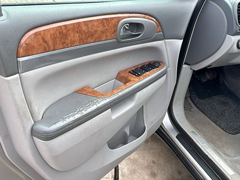 Used 2008 Buick Enclave CX w/ Driver Confidence Package image 13