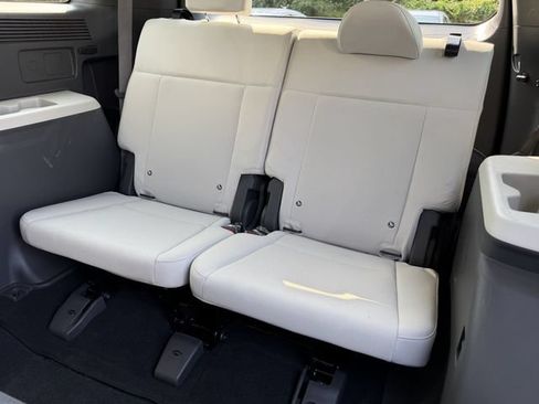 Used 2025 Hyundai Santa Fe SE FWD image 26