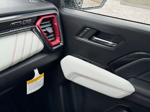 New 2026 GMC Canyon AT4X w/ AT4X AEV Edition image 37