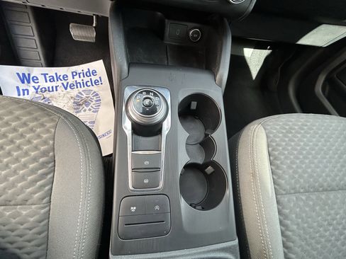 Used 2020 Ford Escape SE image 26