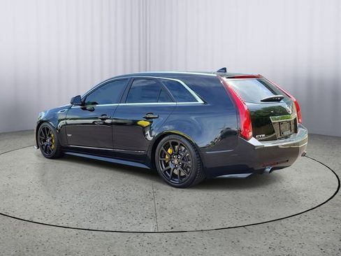 Used 2011 Cadillac CTS V RWD image 4