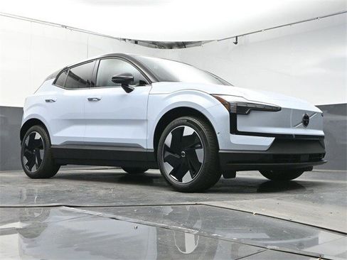 New 2025 Volvo EX30 Ultra w/ Climate Package image 36