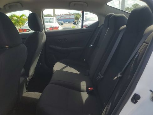 Used 2025 Nissan Sentra S FWD image 14