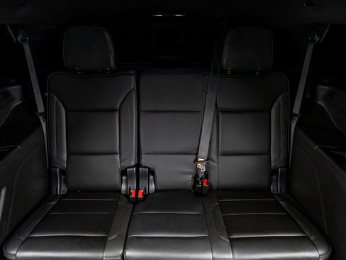 Used 2023 Chevrolet Tahoe High Country image 36