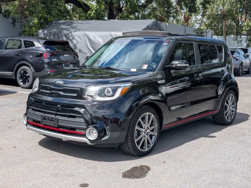 Used 2018 Kia Soul ! w/ Tech Package image 4
