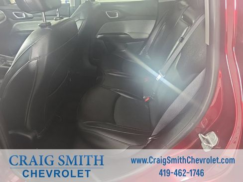 Used 2022 Jeep Compass Latitude AWD/4WD image 11