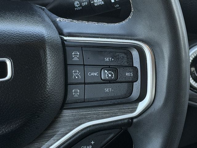 Used 2024 Jeep Wagoneer Series II AWD/4WD image 14
