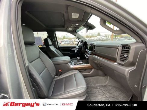 Certified 2024 GMC Sierra 1500 Elevation w/ Elevation Premium Package image 32