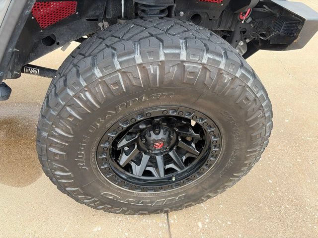 Used 2020 Jeep Gladiator Rubicon w/ Dual Top Group AWD/4WD image 51
