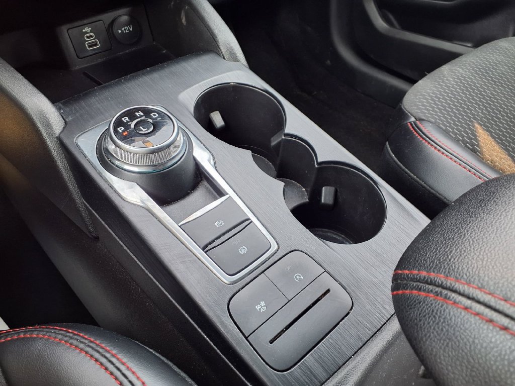 Used 2025 Ford Escape ST-Line AWD/4WD image 8
