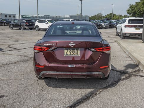 Used 2025 Nissan Sentra SV FWD image 5