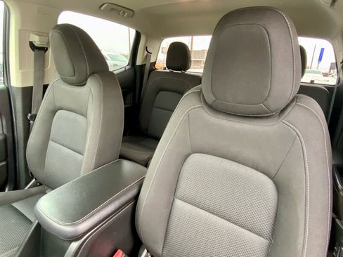 Used 2020 Chevrolet Colorado LT image 30