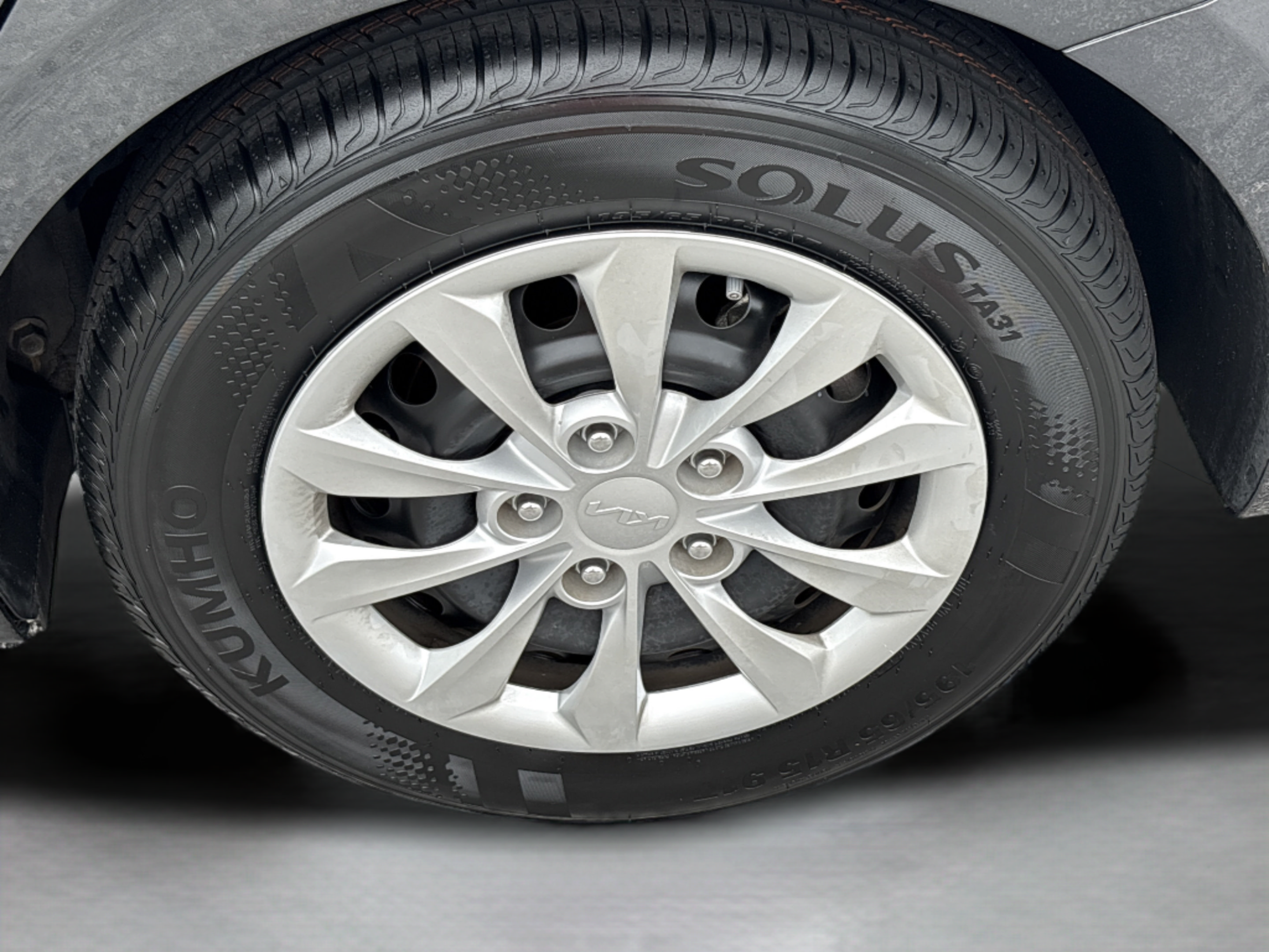 Certified 2024 Kia Forte LX FWD image 30