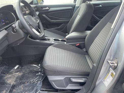 Used 2025 Volkswagen Jetta S image 24