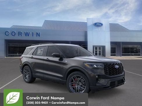 New 2026 Ford Explorer ST-Line w/ ST-Line Street Pack AWD/4WD image 1