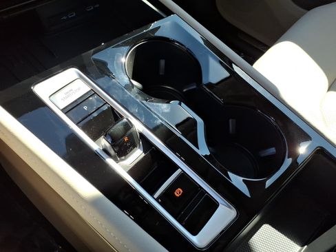 New 2026 Volkswagen Atlas SE image 18