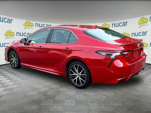 Used 2023 Toyota Camry SE FWD image 5