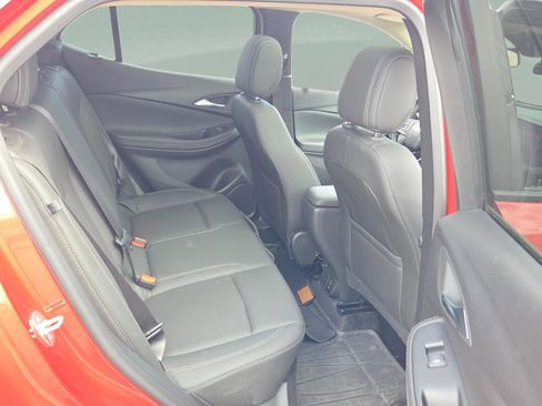 Used 2024 Buick Encore GX Sport Touring w/ Experience Buick Package image 18