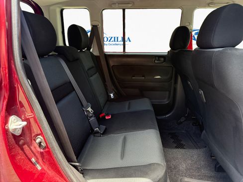Used 2006 Scion xB FWD image 12