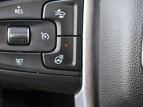 Used 2024 GMC Sierra 1500 SLT image 25