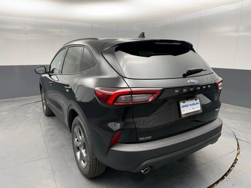 New 2026 Ford Escape ST-Line w/ Cold Weather Package image 2