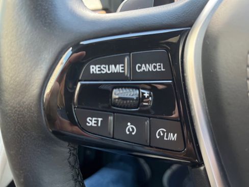 Used 2021 BMW 530i xDrive w/ Convenience Package image 16