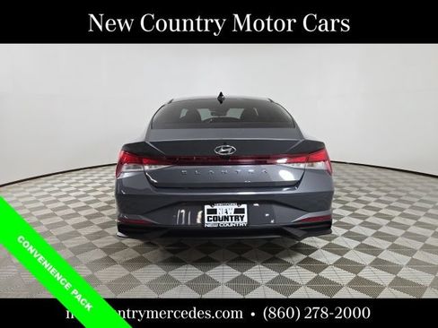 Used 2023 Hyundai Elantra SEL w/ Convenience Package FWD image 6