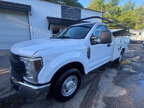 Used 2019 Ford F250 XL RWD image 2