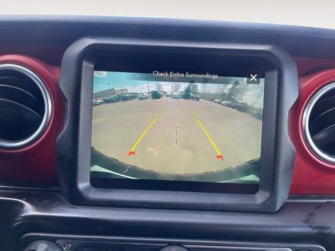 Used 2019 Jeep Wrangler Unlimited Rubicon image 17