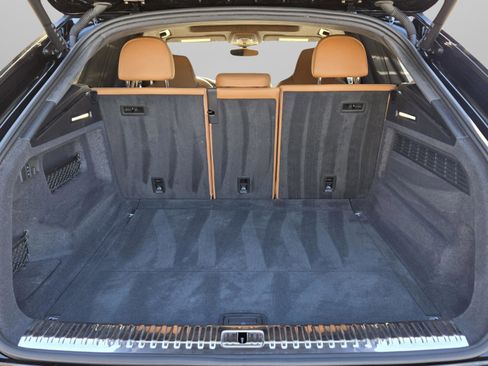 Used 2024 Audi RS Q8 4.0T image 28