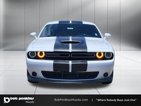 Used 2019 Dodge Challenger R/T RWD image 22