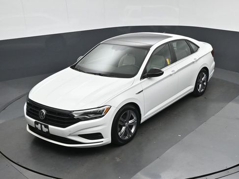 Used 2019 Volkswagen Jetta R-Line w/ R-Line Cold Weather Package FWD image 54