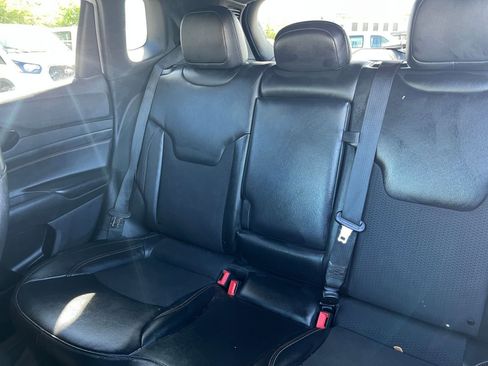 Used 2023 Jeep Compass Trailhawk image 38