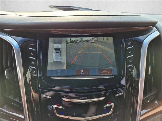 Used 2018 Cadillac Escalade ESV Premium Luxury AWD/4WD image 14