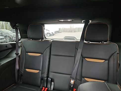 Used 2021 GMC Yukon AT4 w/ Technology Package image 14