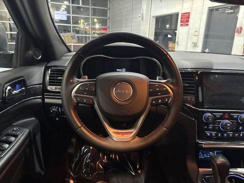 Used 2020 Jeep Grand Cherokee Trailhawk w/ Trailhawk Luxury Group image 32