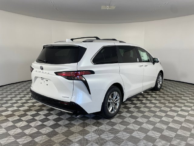 New 2026 Toyota Sienna Limited AWD/4WD image 19